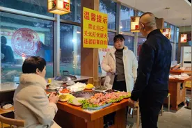 “银发族”进军抖音博主等新兴行业，部分职业月入过万图片