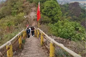 那崎岖的红军路图片