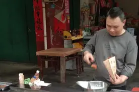 苗乡赶集都买些啥？烤鸡土鸭馋的让人直流口水图片