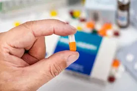 打算先吃点药预防新冠？杭州一女子吃药吃成过敏性休克图片