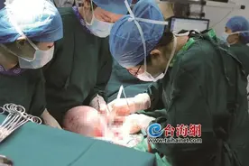 厦门15岁高一女孩突然肚大如球，医生的话让父母很崩溃！图片