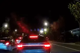 浙江多地惊现“天降火球”奇观！有幸运儿捡到了！不止一块…图片