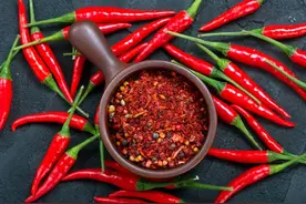 吃辣椒，真的会伤胃吗？图片