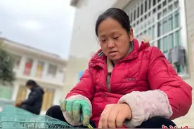 “渔二代”上岸成地笼“王” 送“岗”到家致富一方人图片