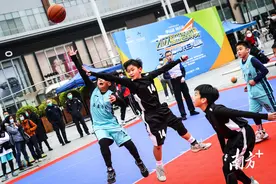 图集｜超级卖力！福田中小学生篮球大PK，高涨热情驱散寒意图片