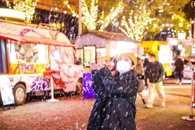 BFC优化（300平方米赛事级别BFC外滩冬日冰场升级回归了）