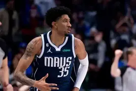 过去两场58分26篮板？伍德打趣：我的身体需要按摩图片