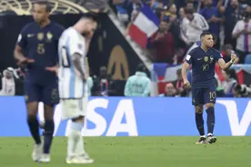 （卡塔尔世界杯）足球——决赛：阿根廷对阵法国(29)图片