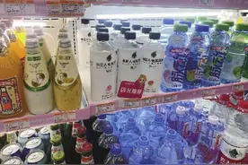 “高烧”让电解质水“沸腾”，一度卖断货图片