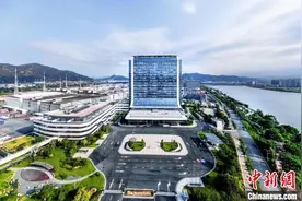 福建宁德：打造“世界锂电之都”图片