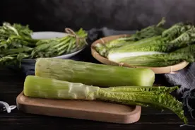 鸡肉和这两种菜一起炒，口口生香，还能辅助降血糖！图片