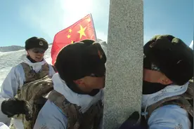 盘点！2022年中国军人的感人瞬间图片