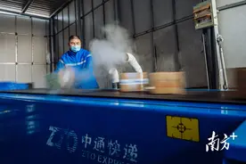 你的快递动了吗？物流企业开启“夜派”模式，外卖平台加大补贴招募骑手图片