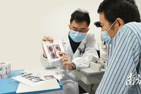 铁屑入眼拖延数月，这名男子黑眼珠被“锈”穿了图片