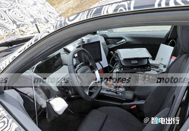 奥迪A4/A5新车型曝光！最快明年推出，内饰升级更惊艳