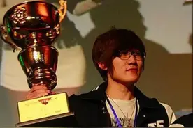 对话白鲨：穿越十年的CFS世界总冠军图片