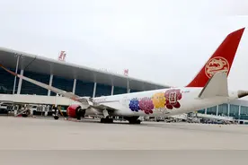2021年以来首条！郑州至赫尔辛基洲际定期客运航线复航图片