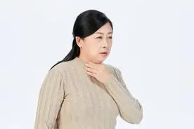 “刀片嗓”如何快速缓解？咳嗽怎么办？专家最新解答！图片