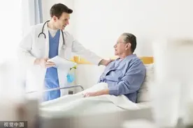 美国人均预期寿命缩短至76.4岁，降至1996年以来最低，疫情是致命元凶图片