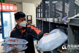 顺丰小哥全力加速飞奔 配送速度逐步恢复正常图片