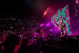 Eason陈奕迅演唱会“放宽位”1小时售空，《人啊人》花絮惊喜上线图片