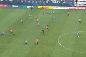 31518人现场见证蓉城绝杀三镇！中超争冠双雄双双落败仍同分图片