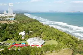 李晨、佟丽娅、宋威龙...在三亚海边走红毯→图片