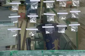 布洛芬贴在门口，已赠出6000多片！青岛这家社区医院值得点赞图片