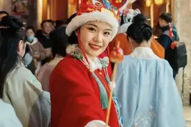 看跨年演出 赏灯光盛宴 皇家驿站跨年狂欢即将开启图片
