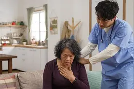咳到不行，痰却咳不出来怎么办？专家教你有效的科学排痰方法图片