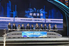 “成渝双城消费节”启幕 60余个区县、上亿真金白银暖心惠民图片