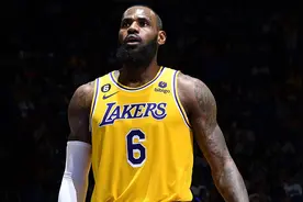 背靠背战热火 詹姆斯左脚踝酸痛出战存疑图片