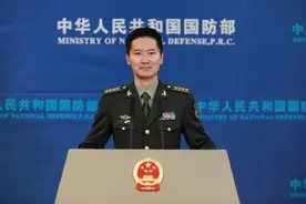 中国军校为外军学员介绍中共二十大主要成果和重要意义图片