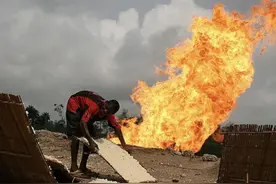 石油污染困扰尼日尔三角洲：10年间泄漏近万起，人均预期寿命仅41岁图片