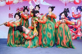 “唐宫小姐姐”玩转正佳星球 打造沉浸式唐风千灯盛会图片