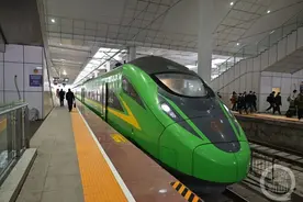 走，带你“登上”重庆东环铁路首发列车！从重庆北站坐火车16分钟到江北机场图片