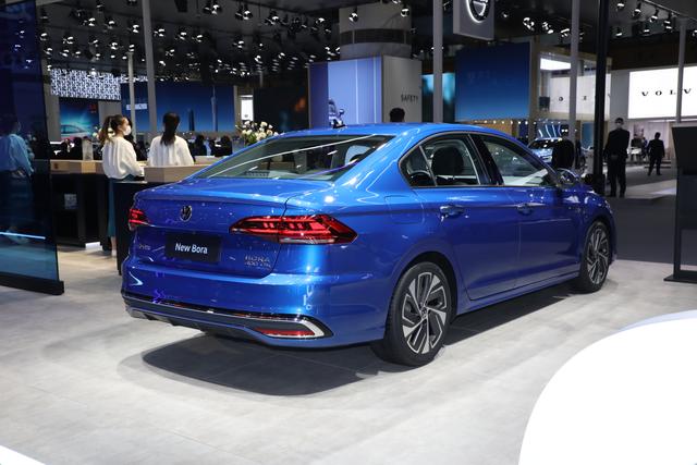 全新一代宝来实拍，颜值不逊色速腾，新增1.5T，或年初上市