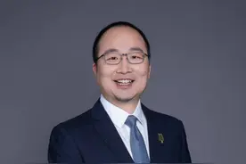 请回答2022｜钟薛高联合创始人周兵：2022年的关键词是思考图片