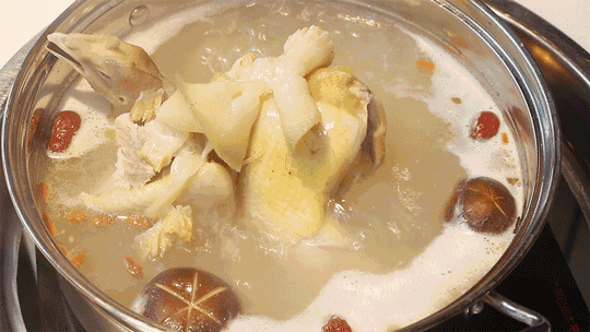 花胶煲汤要过水吗 2026年花胶煲汤要过水吗窍门