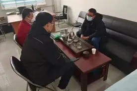 做好“12345”热线办理 及时解决群众热点难点问题图片
