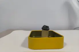 熏艾消毒灸穴位当心熏出火灾，消防提醒：用水直接浇灭艾条不可取图片