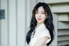 歌手Nene郑乃馨：向光而行 梦想开花图片