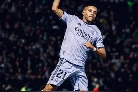 罗德里戈晒贝利同款庆祝动作：进球献给你，国王图片