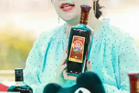 炒房、赛马都是自嗨！老牌保健酒海南椰岛或易主，知名牛散冯彪让位图片