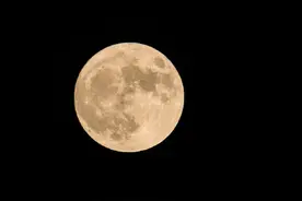 1月7日多地天空现满月当头 大约18年才出现一次图片
