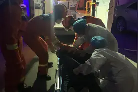 广东惠州：新年夜119接到120求助，结局很暖！图片