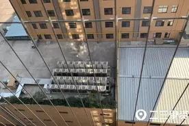 山阳一商城空调外机噪音扰民，附近居民称投诉后不见改善图片