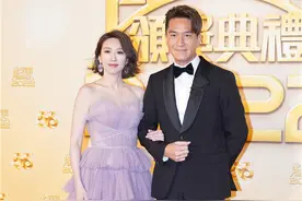 2022TVB颁奖礼举行《刑事侦缉档案》剧组重聚图片