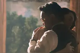 陈奕迅新歌《盲婚哑嫁》上线，MV亲自饰演老式照相店老板图片