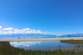 大学生寒假工应聘搓澡工引热议，当事人回应：工作没有高低贵贱图片